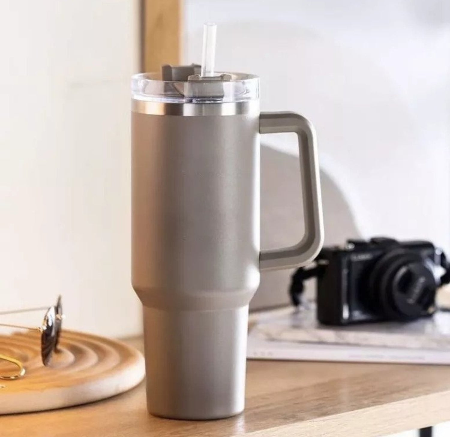 HotCup™ - Mobiele thermobeker met rietje